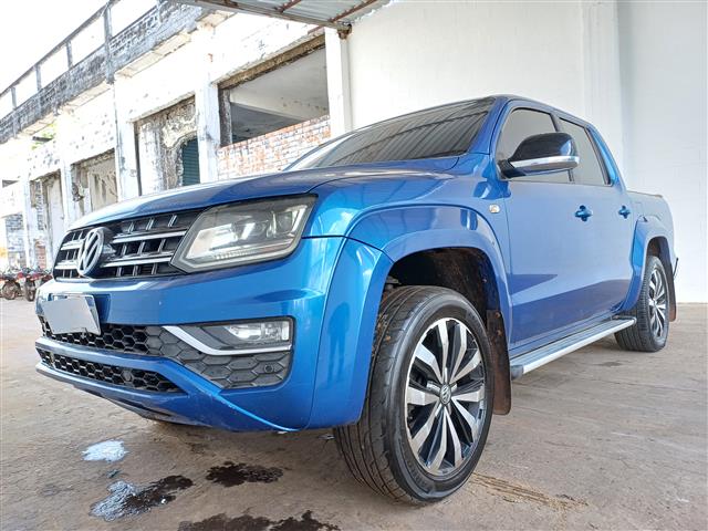 LOTE 032 AMAROK CD 4X4 HIGH 2016/2017 