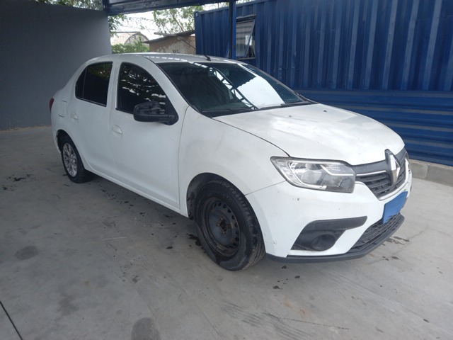 LOTE 050 RENAULT LOGAN LIFE10MT 