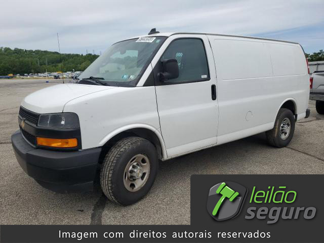 LOTE 002 CHEVROLET EXPRESS G2500 2020